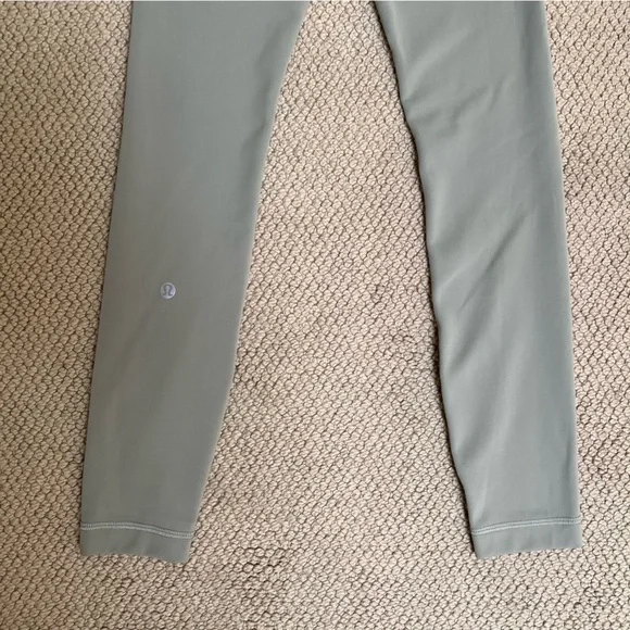 Lululemon Wunder Train High Rise Leggings - Picture 6 of 8